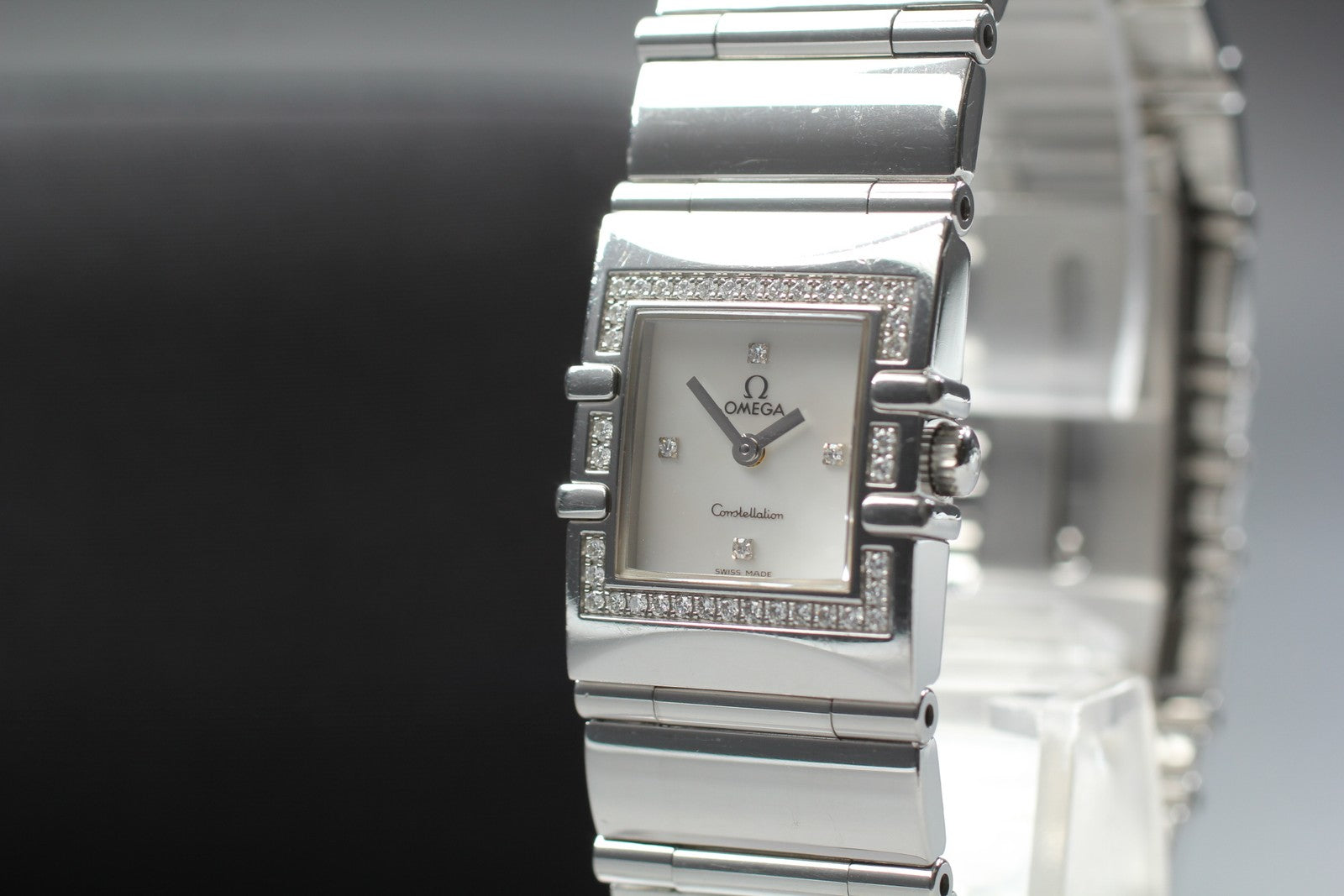 OMEGA Constellation QUADRA 1528.36 1376 Diamond Bezel Women's Quartz Watch