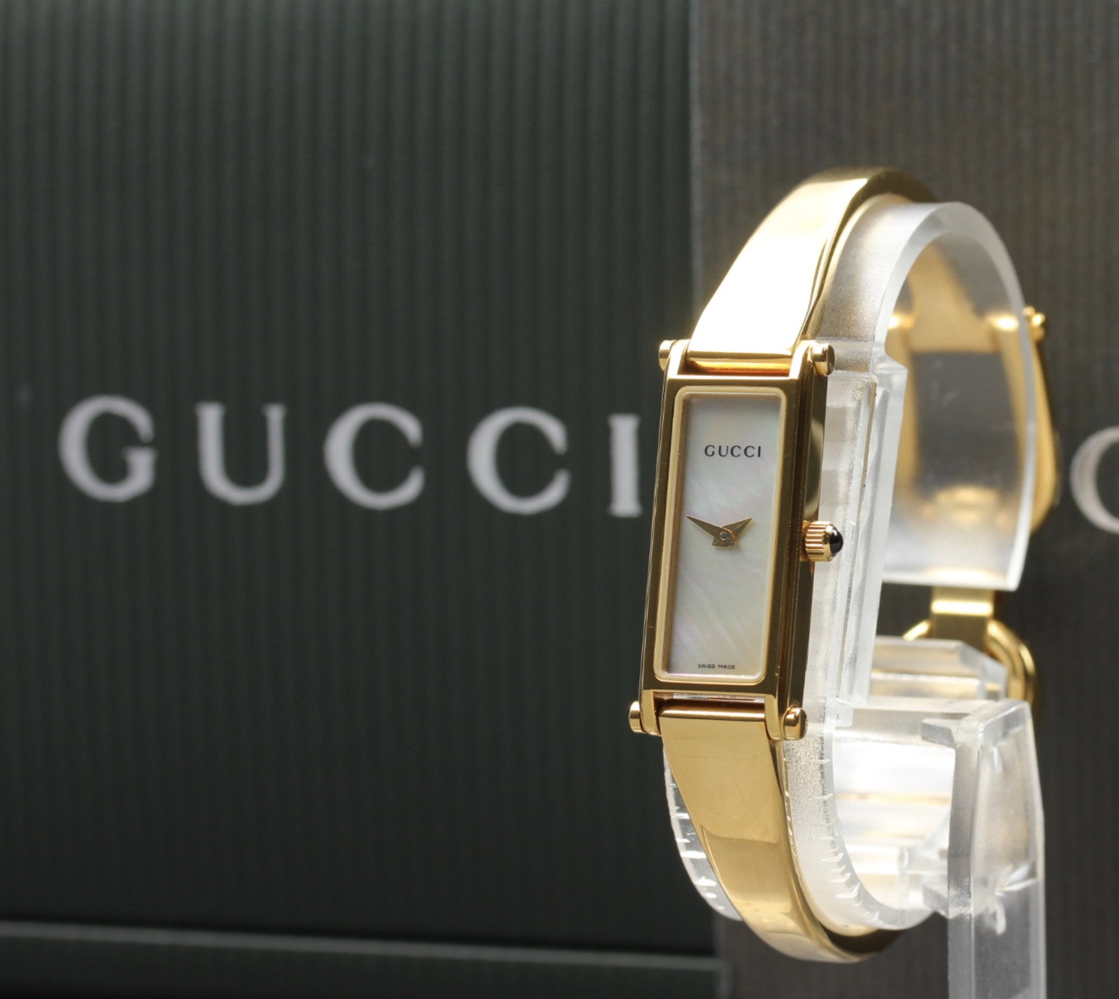 Vintage Gucci 1500L Shell Dial Gold 12mm Bangle Women's Quartz Watch  [w /Box]