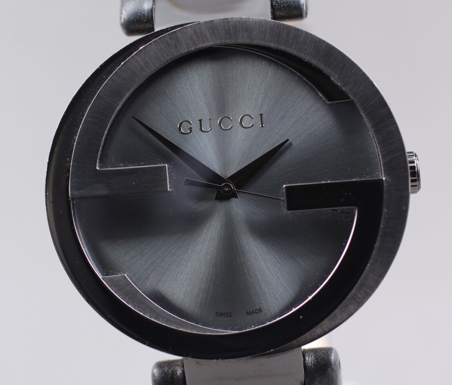 [ N MINT- ] GUCCI Interlocking 133.2 Black Dial Sherry Line Men's Qz Watch JAPAN