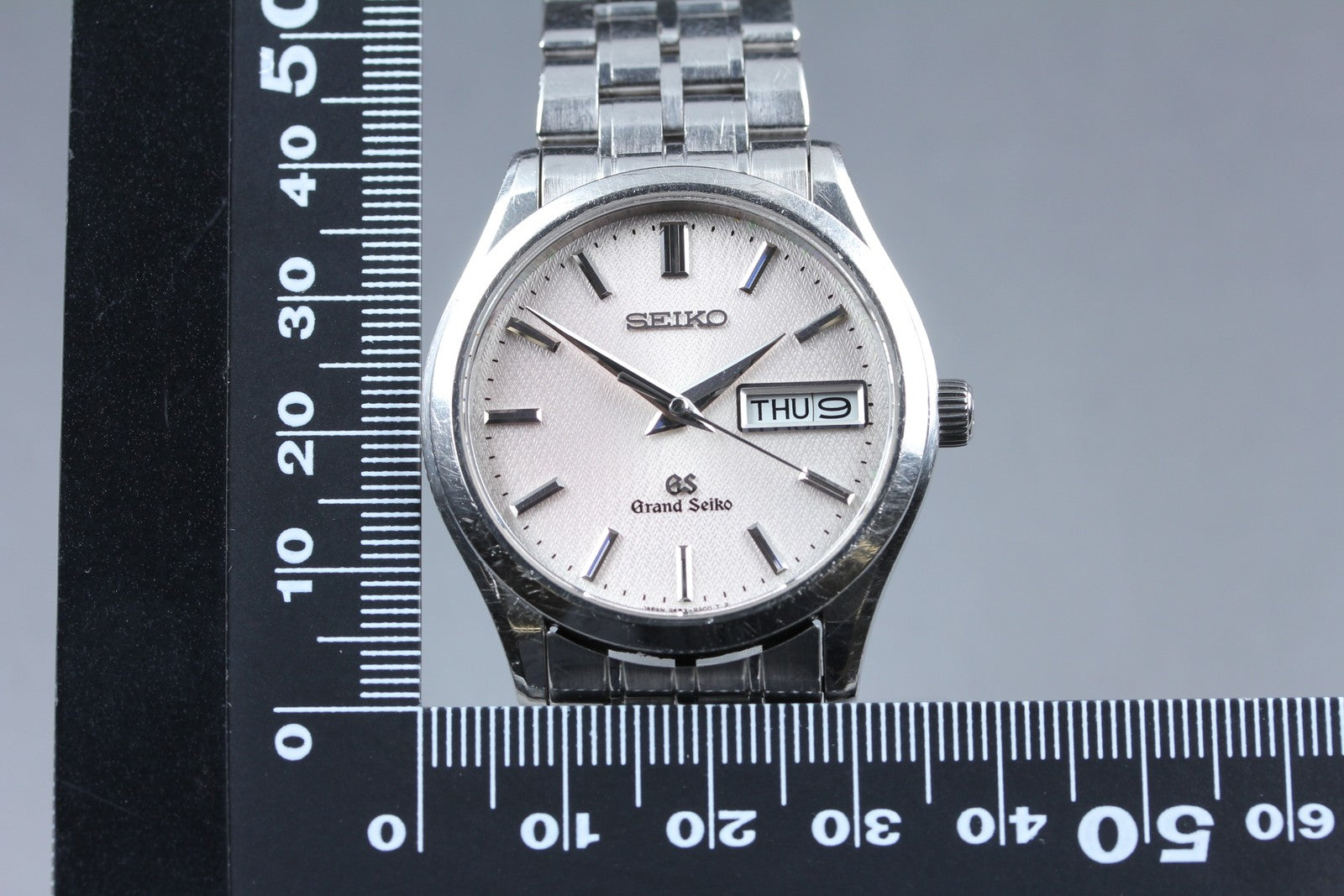 [Exc+5 Box] GRAND SEIKO 9F83-9A00 GS 36mm Silver White Day Date Qz Men's Watch