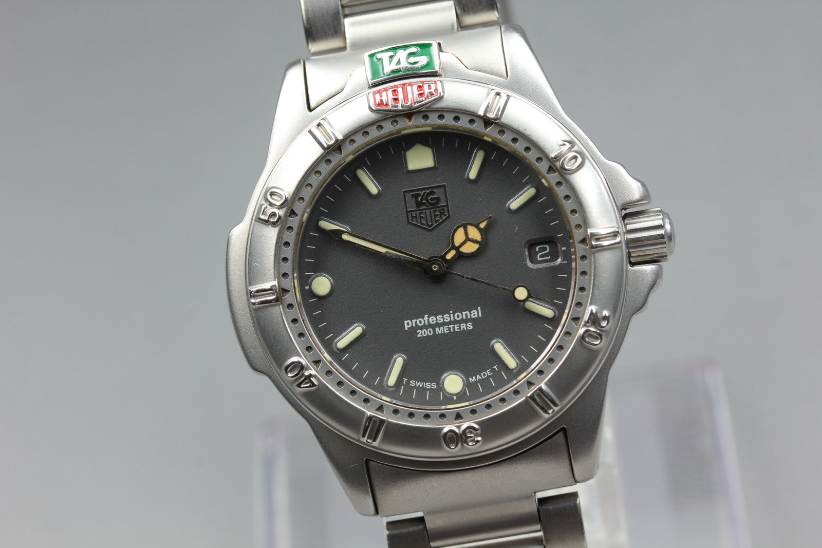 TAG Heuer Professional 999.213K Quartz Gray Dial Men's Watch 34mm JAPAN