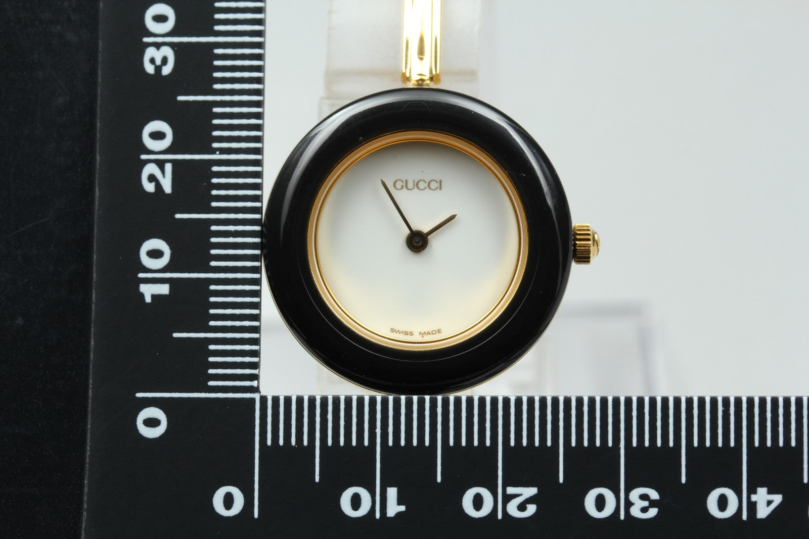 New Batt Gucci Change Bezel 11/12.2 12Color Women's White Quartz Watch JP N MINT