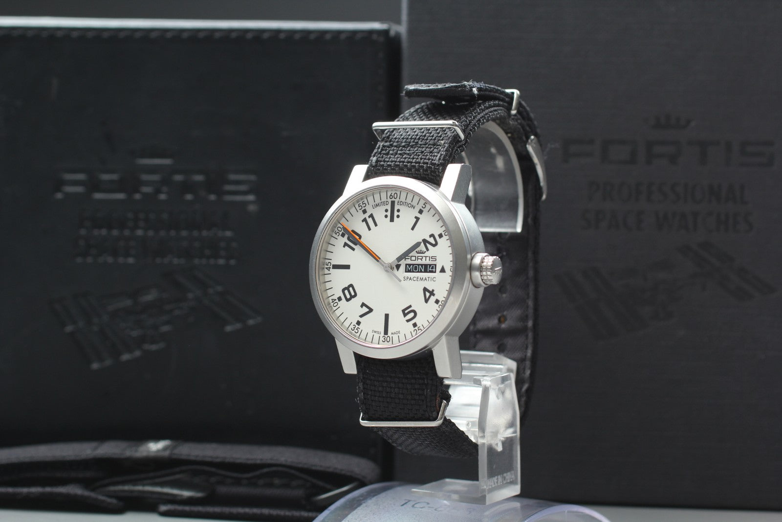 FORTIS Spacematic 623.22.158.1 Limited Edition Automatic Men's Watch 40mm JAPAN
