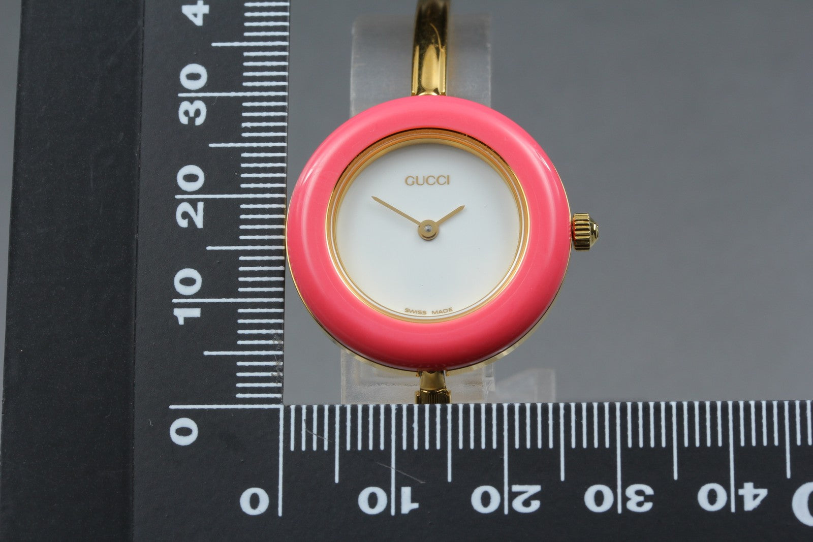 Vintage Gucci Change Bezel 11/12.2 Pink Bezel Gold Women's Quartz Watch