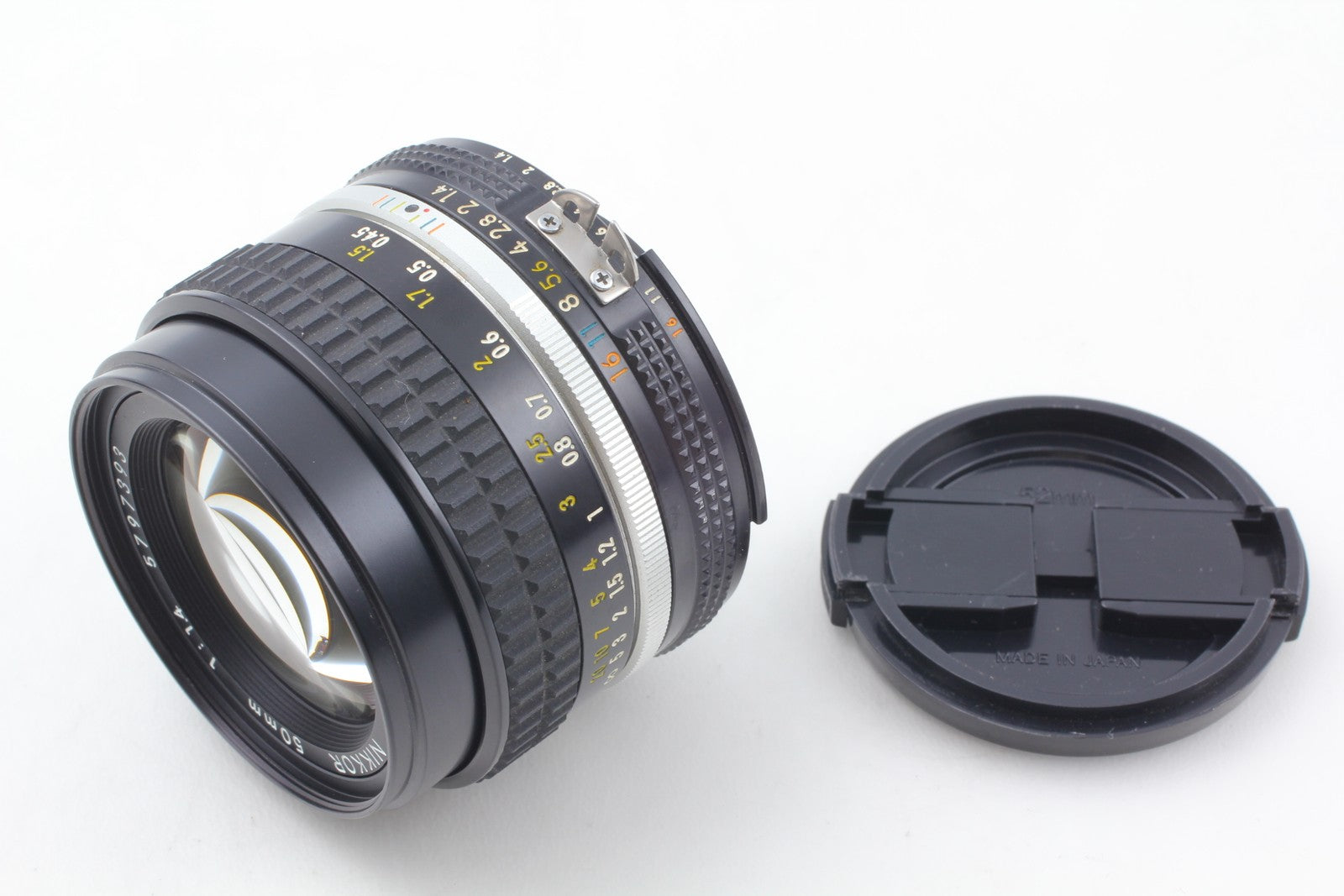SIC [Near MINT] S/N 579xxxx Nikon Nikkor Ai-s Ais 50mm f1.4 MF Lens for F JAPAN