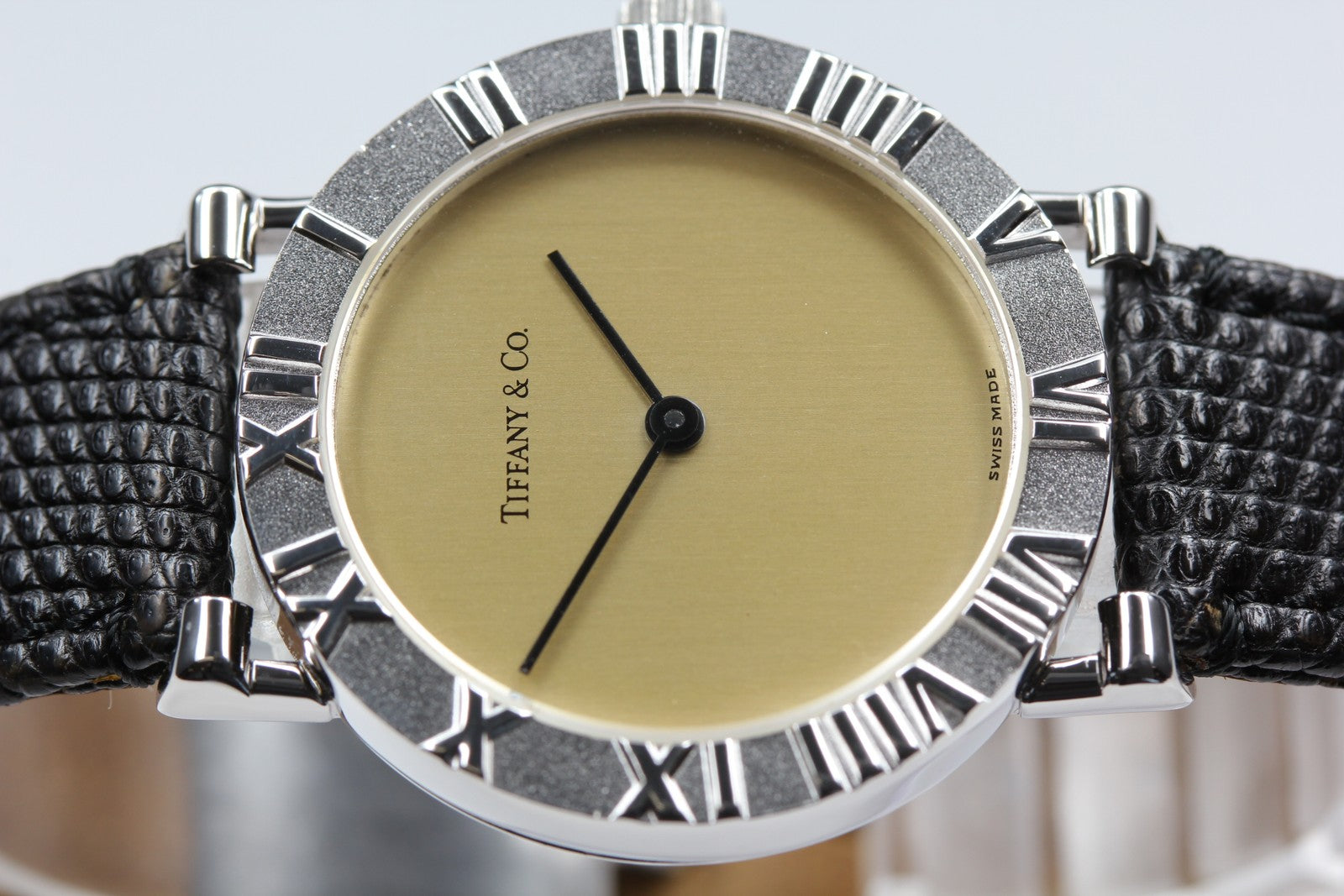 Tiffany & Co Atlas M0640 31mm Roman Silver Black Leather Unisex Quartz Watch
