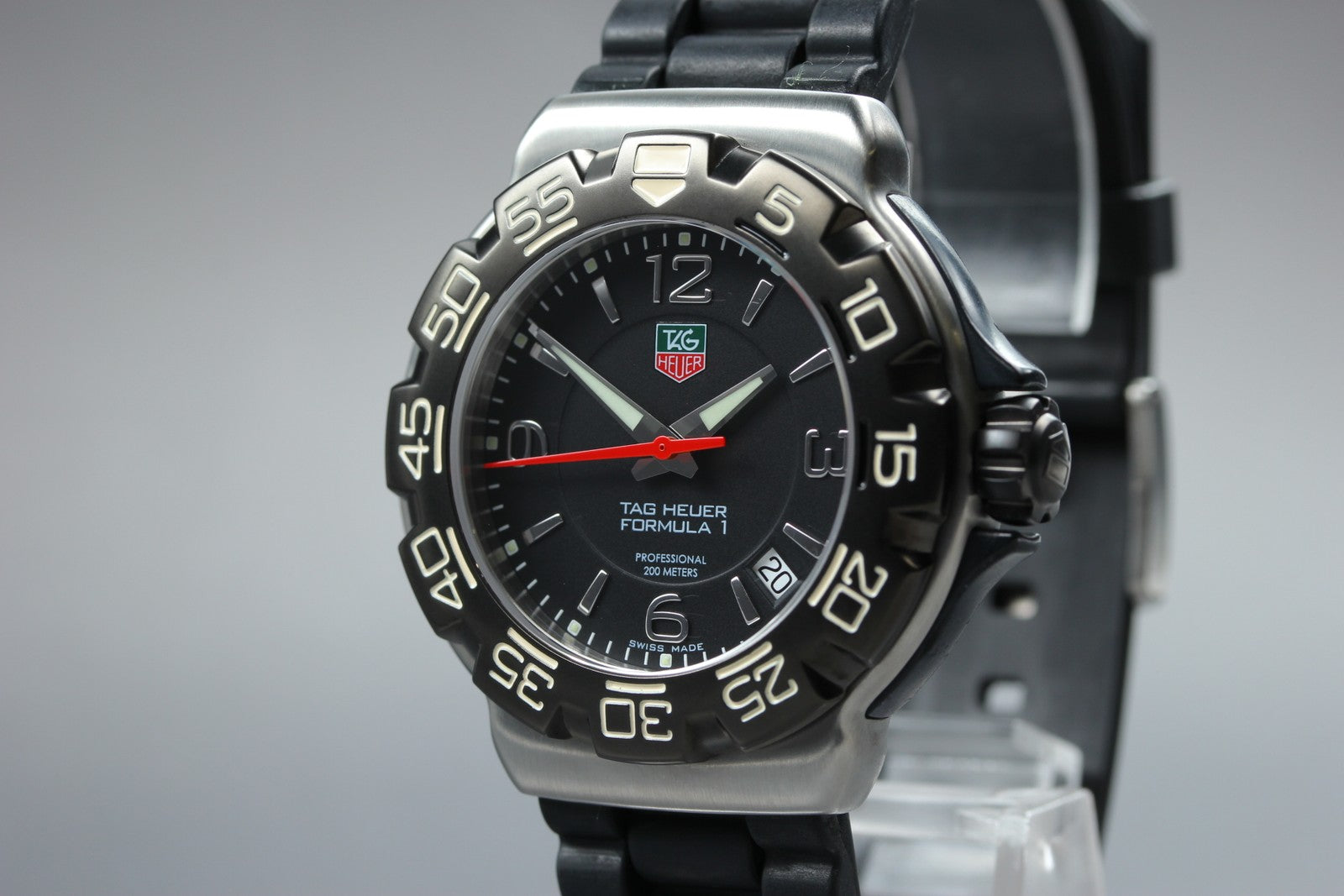 New Batt TAG HEUER Formula 1 WAC1110-0 Quartz Black Men's Watch 40mm JAPAN Box