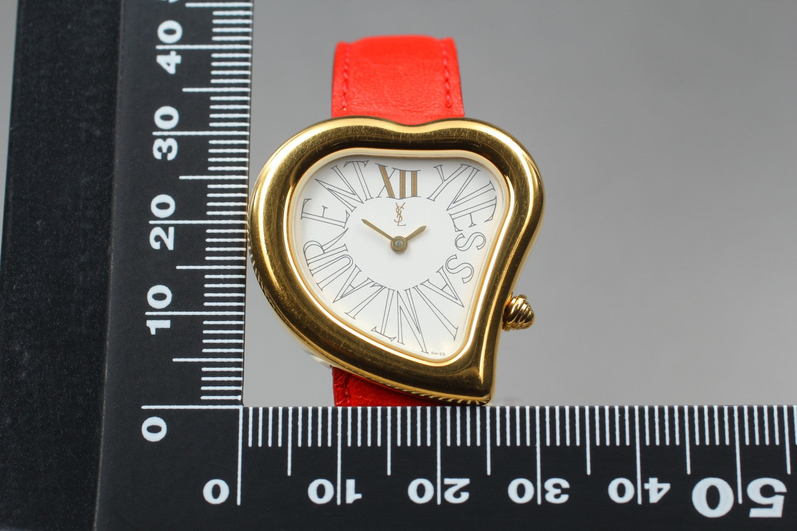 [Exc+5] Yves Saint Laurent Heart Gold Red 30mm Women's Watch Quartz JAPAN