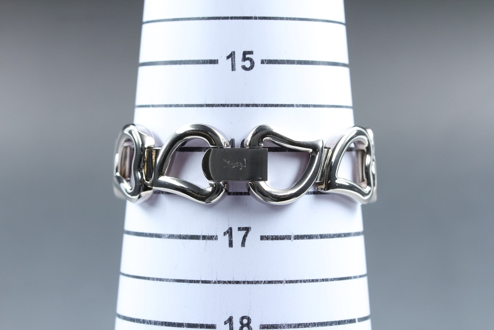 Yves Saint Laurent Heart YSL Silver 24mm 4520-H15556 Quartz Women's Watch