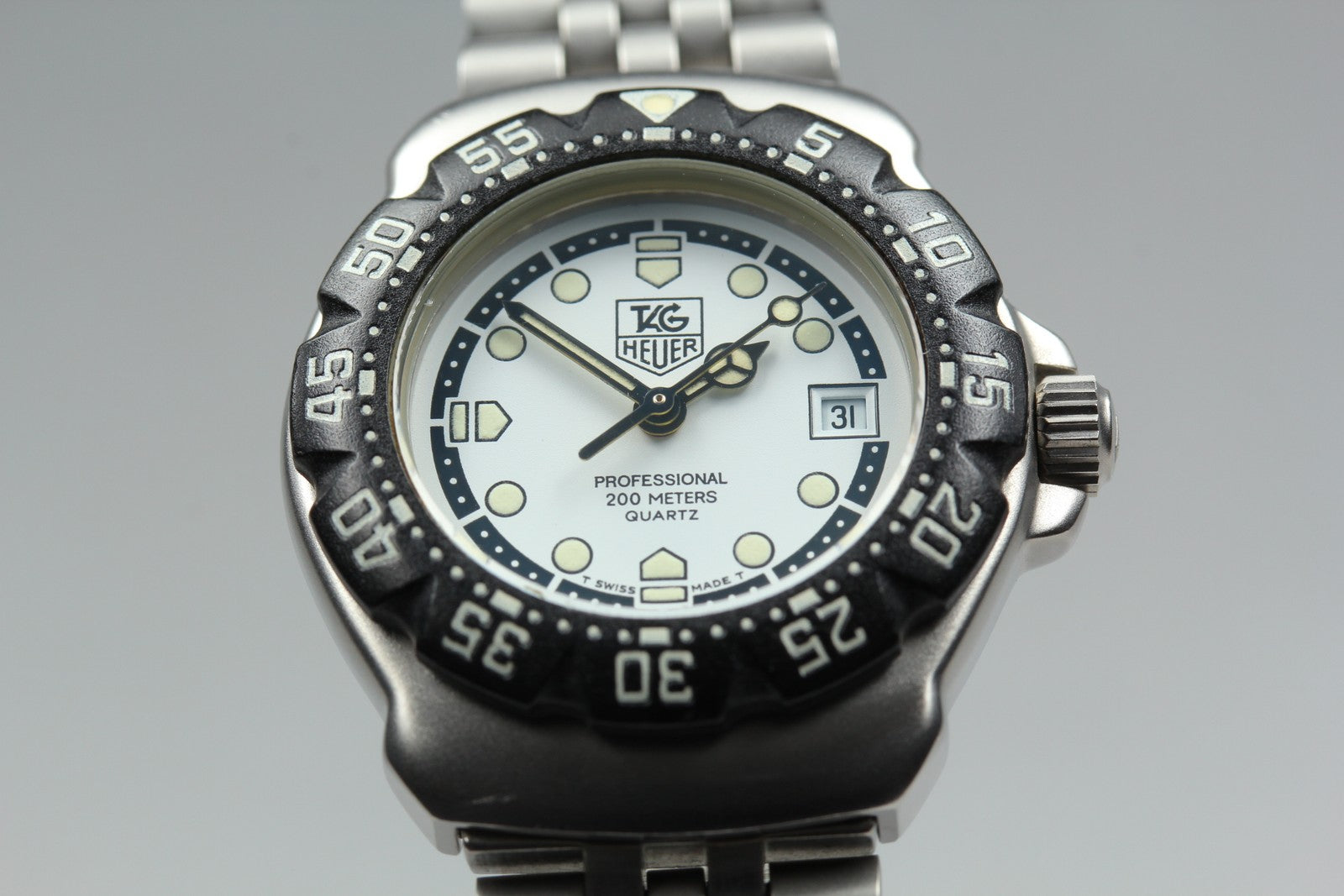 Vintage TAG Heuer Formula 1 WA1418 White Quartz Women's Watch 28mm From JAPAN