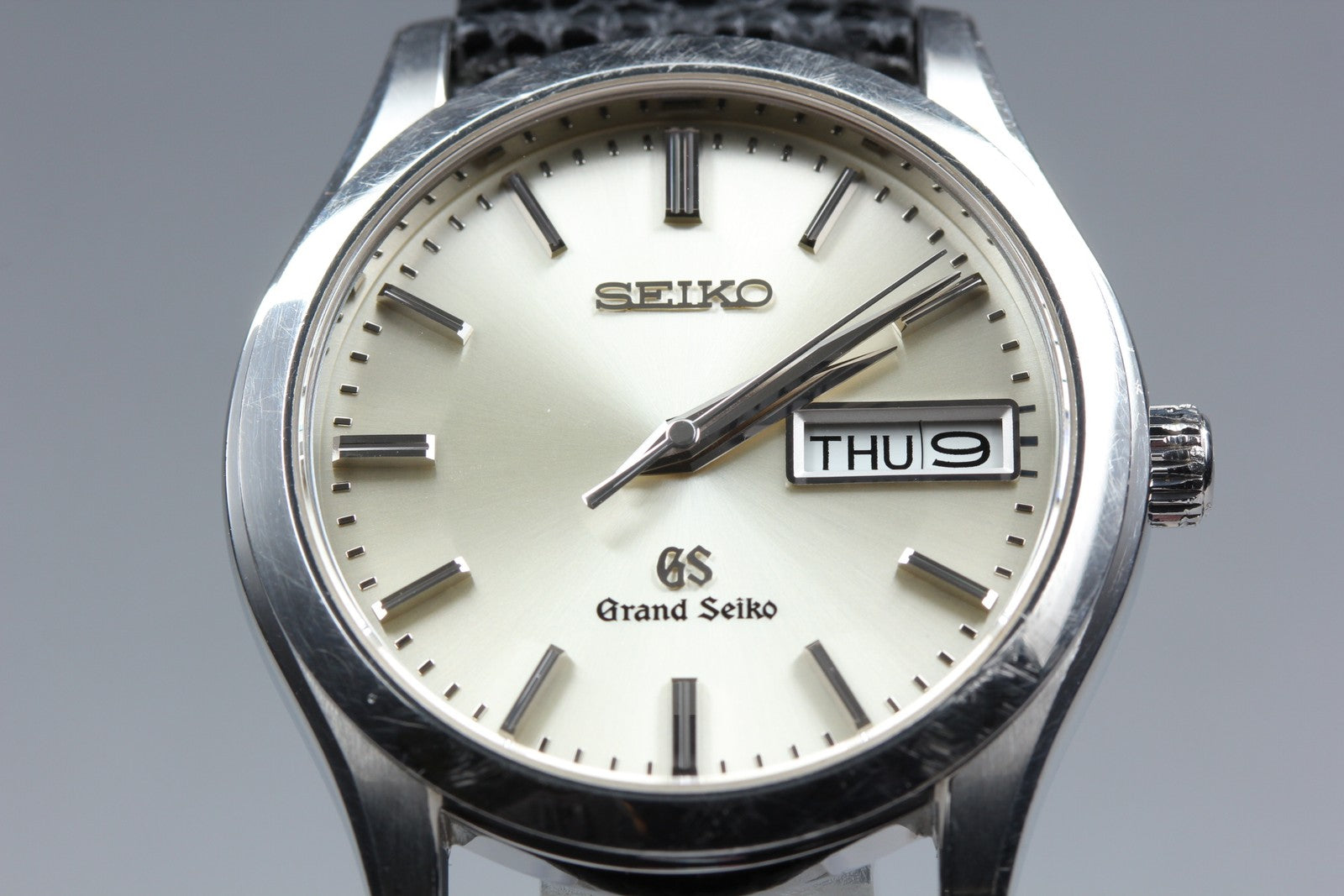 Grand Seiko GS 9F83-0AB0 SBGT015 Champagne 37mm Quartz Men's Watch JAPAN [Box]