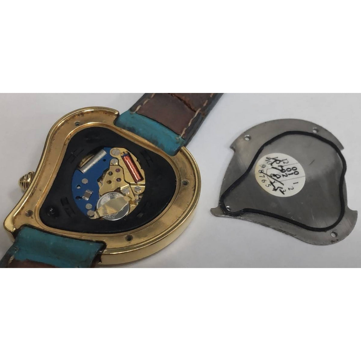 Yves Saint Laurent Heart Gold Women's Watch Quartz 31mm JAPAN Box