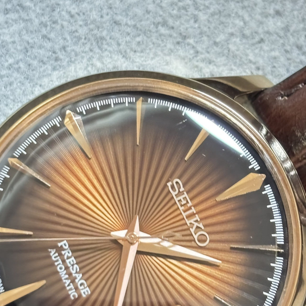 7987606
