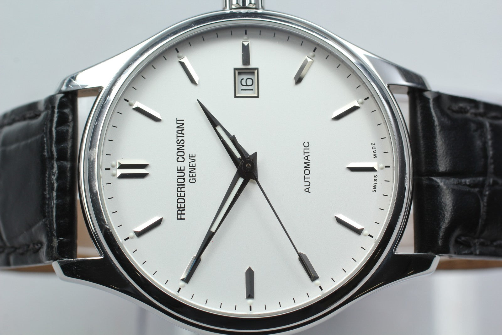 FREDERIQUE CONSTANT Classics FC-303X5B3/4/5/6 Automatic Men's Watch 39mm JAPAN
