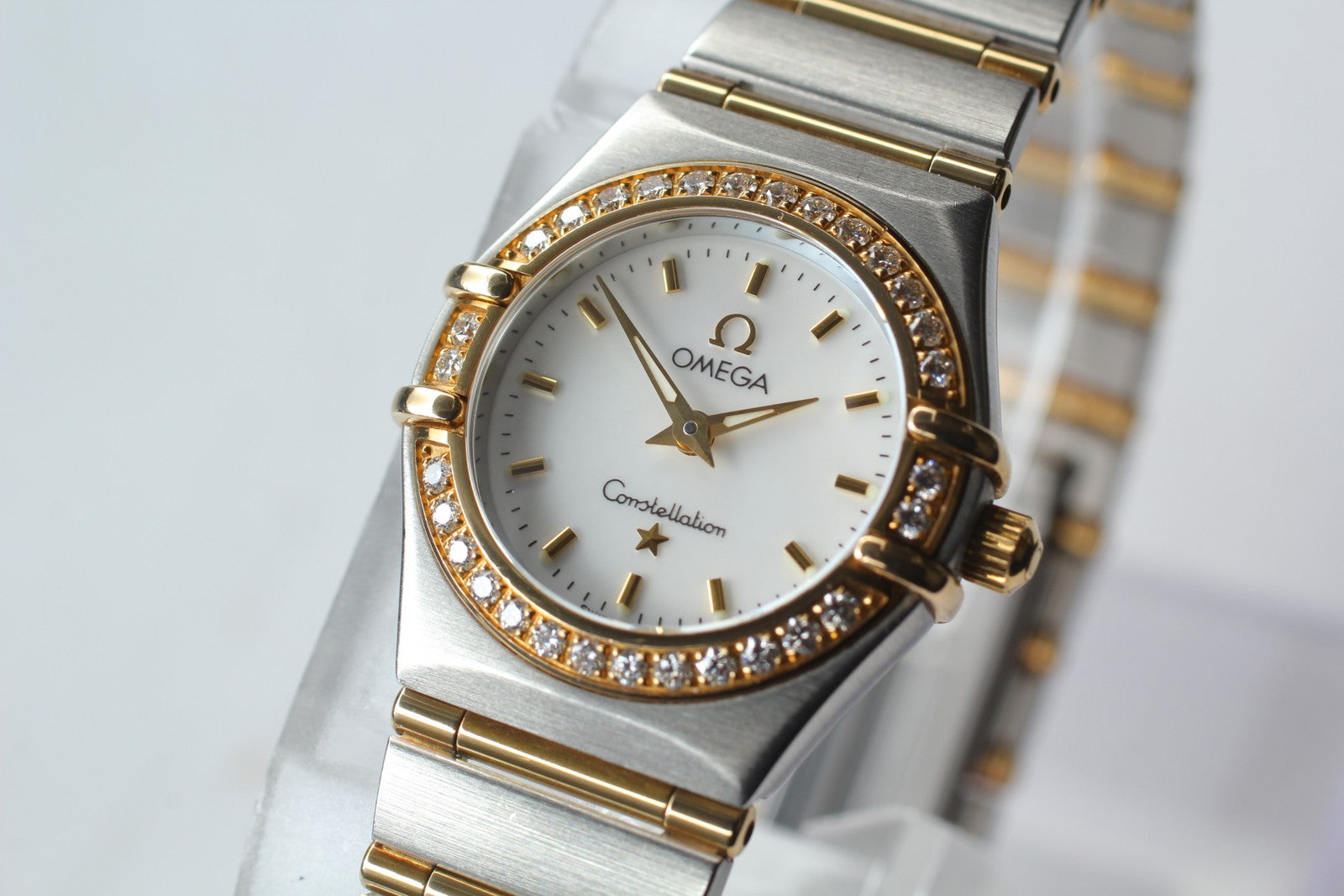 OMEGA Constellation Mini 895.1203 Cal.1456 Diamond 22mm Quartz Womens Watch