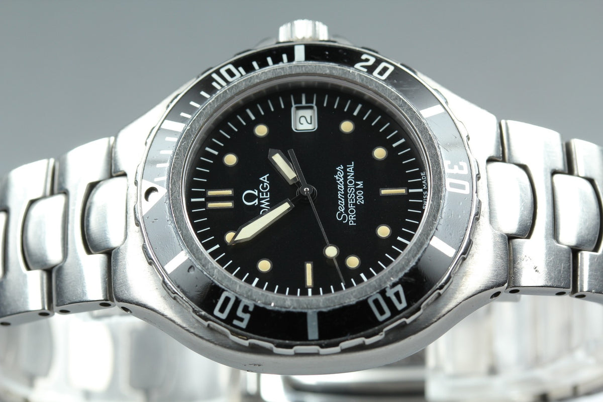 New Batt Vintage OMEGA seamaster Professional 200m Quartz Black Men's Watch 36mm