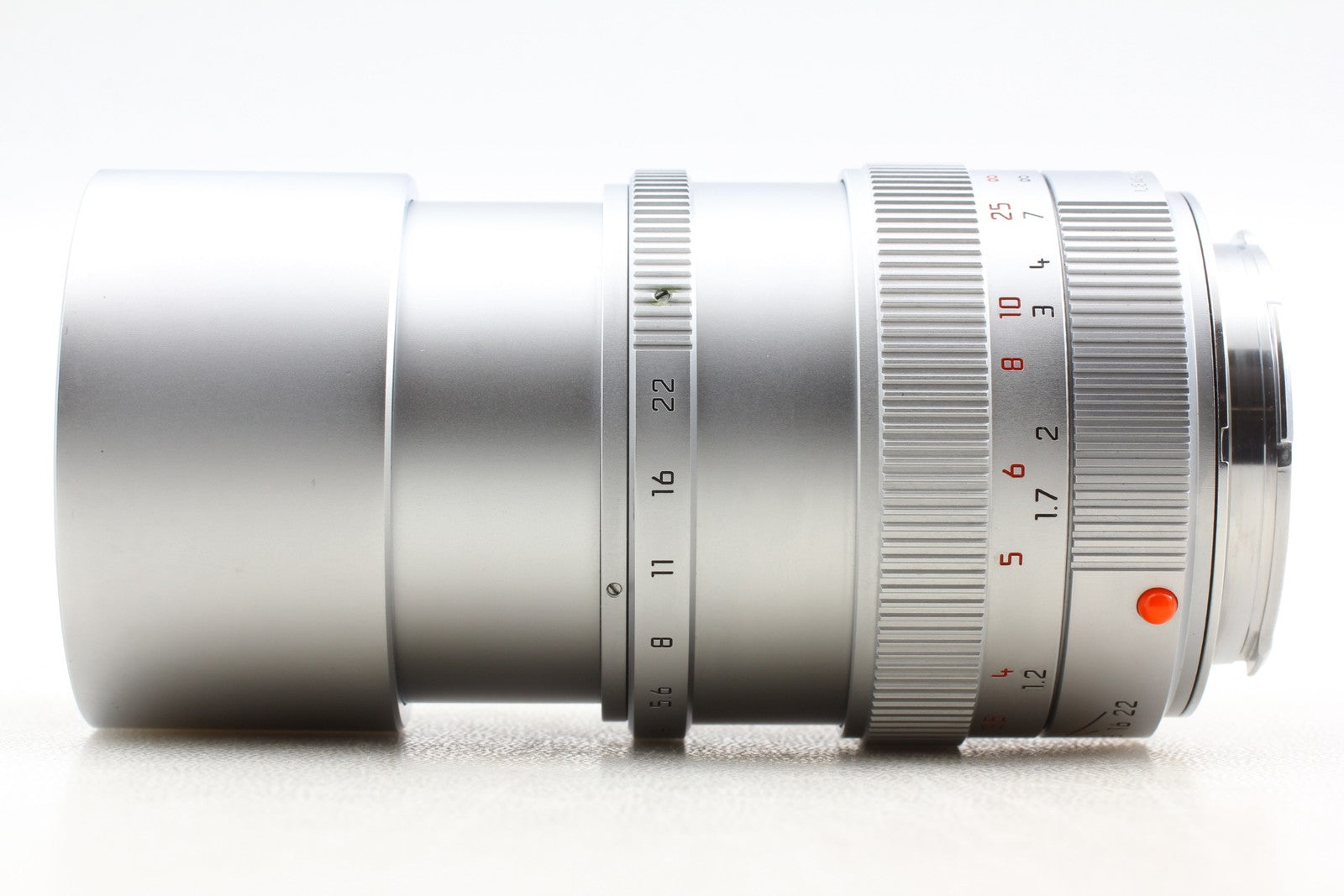 [MINT] Leica Elmarit M 90mm f2.8 E46 Chrome 2nd Lens From JAPAN