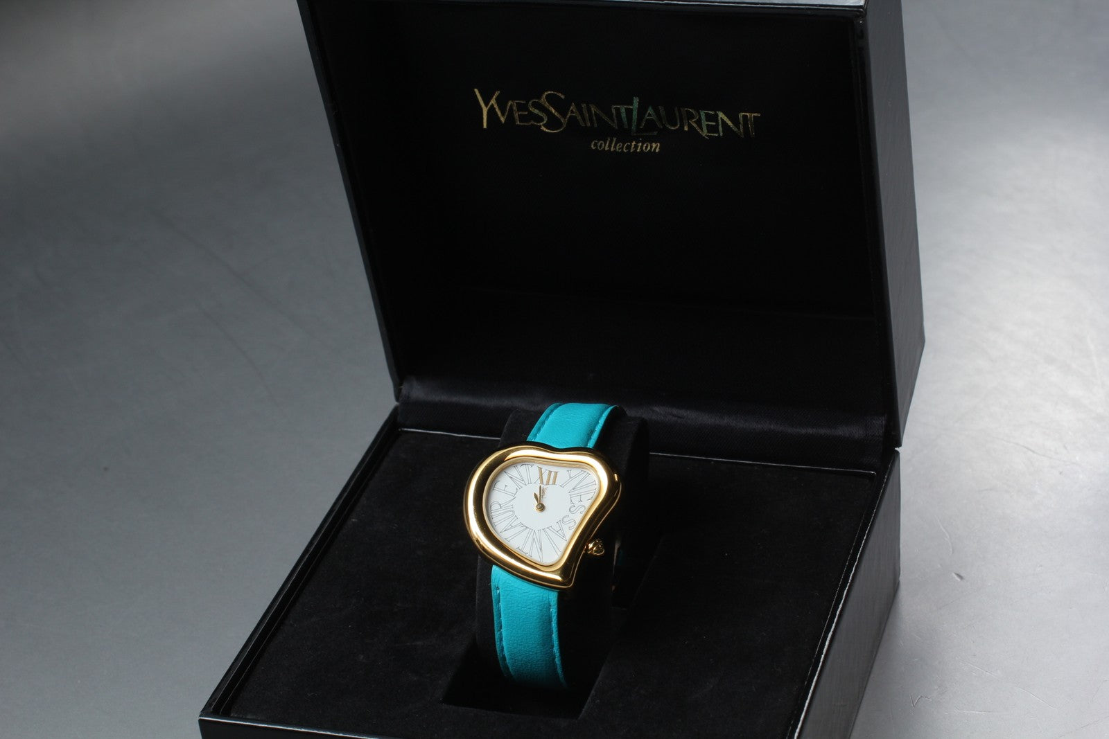 [Exc+5 Box] Yves Saint Laurent Heart Gold Turquoise 30mm Women's Watch Quartz