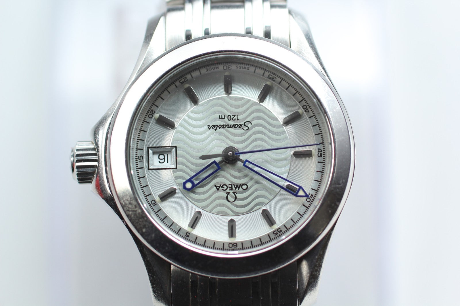 Vintage OMEGA Seamaster 120m 2581.31 Quartz Silver Women's Watch 27mm JAPAN Box