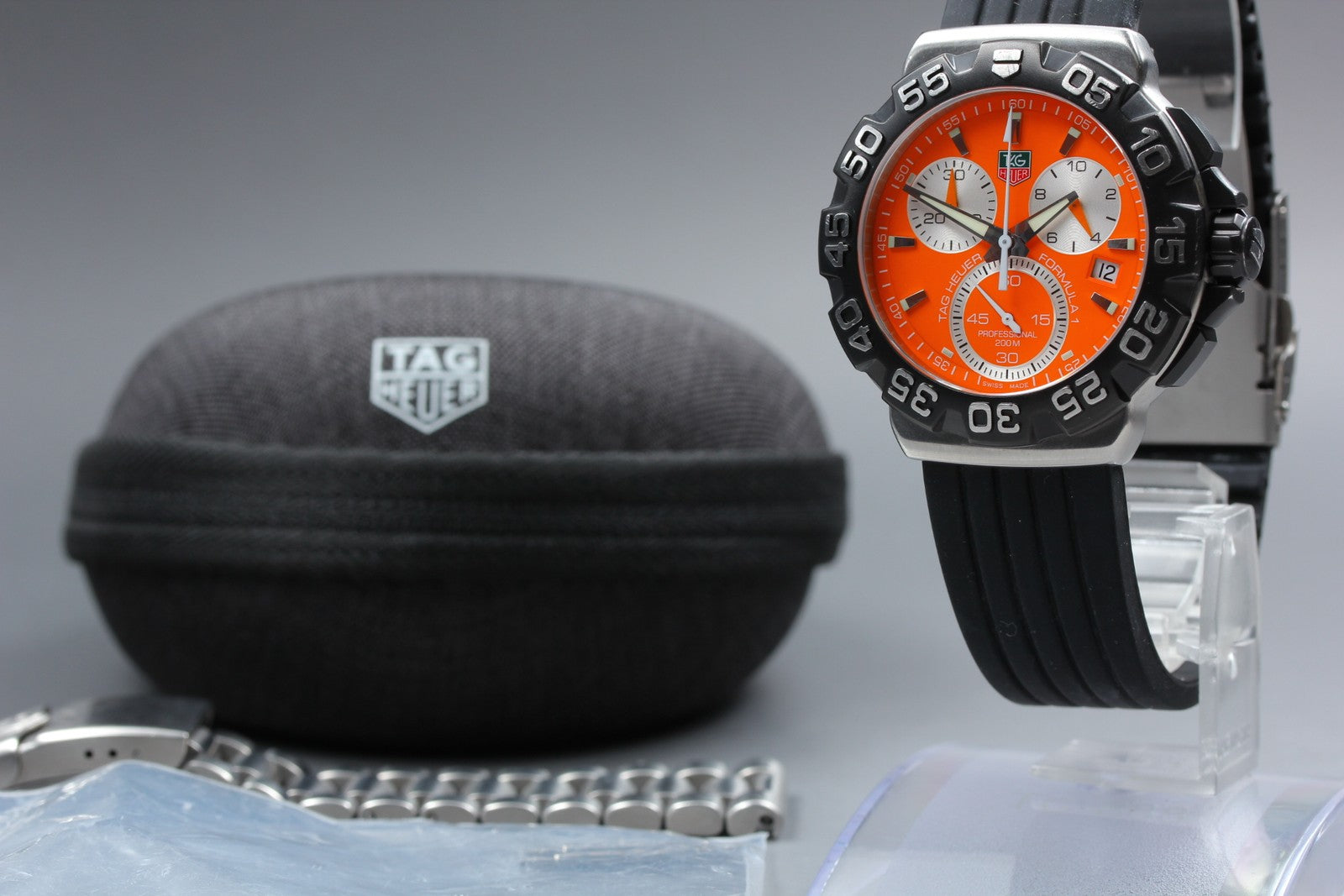 TAG Heuer Formula 1 CAH1113 Quartz Orange Chronograph Men's Watch 40mm JAPAN