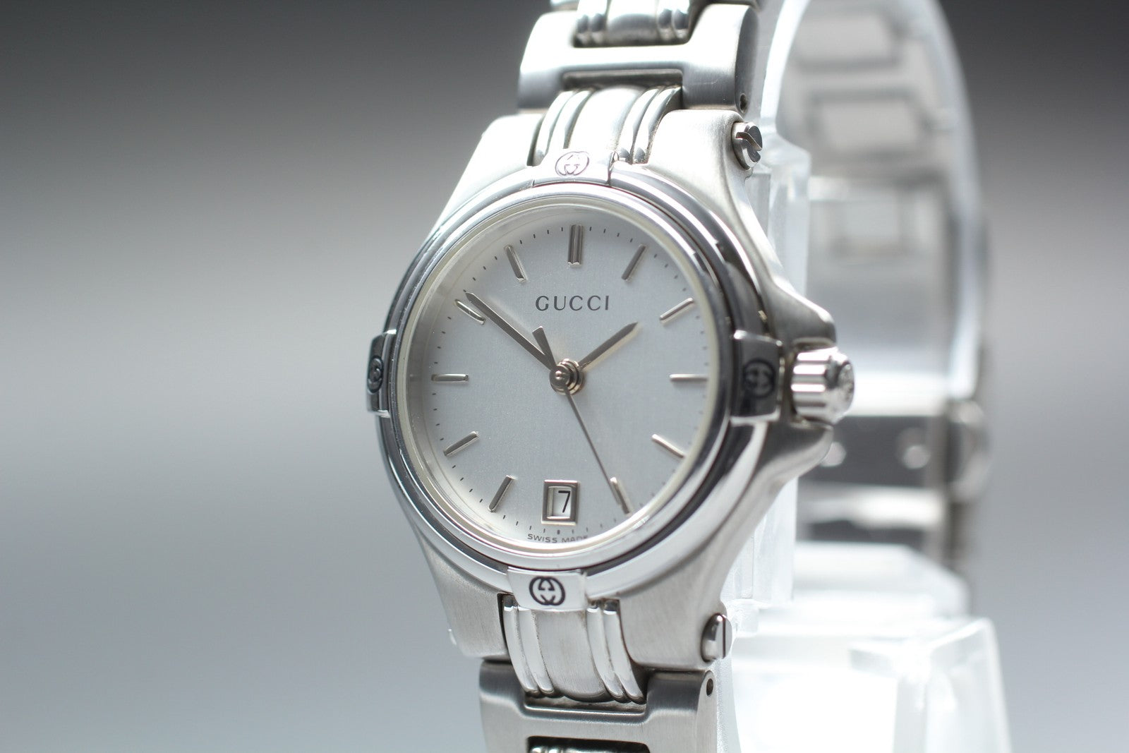 Vintage [Near MINT-Box] Gucci 9040L Silver Date 26mm Women’s Quartz Watch JAPAN