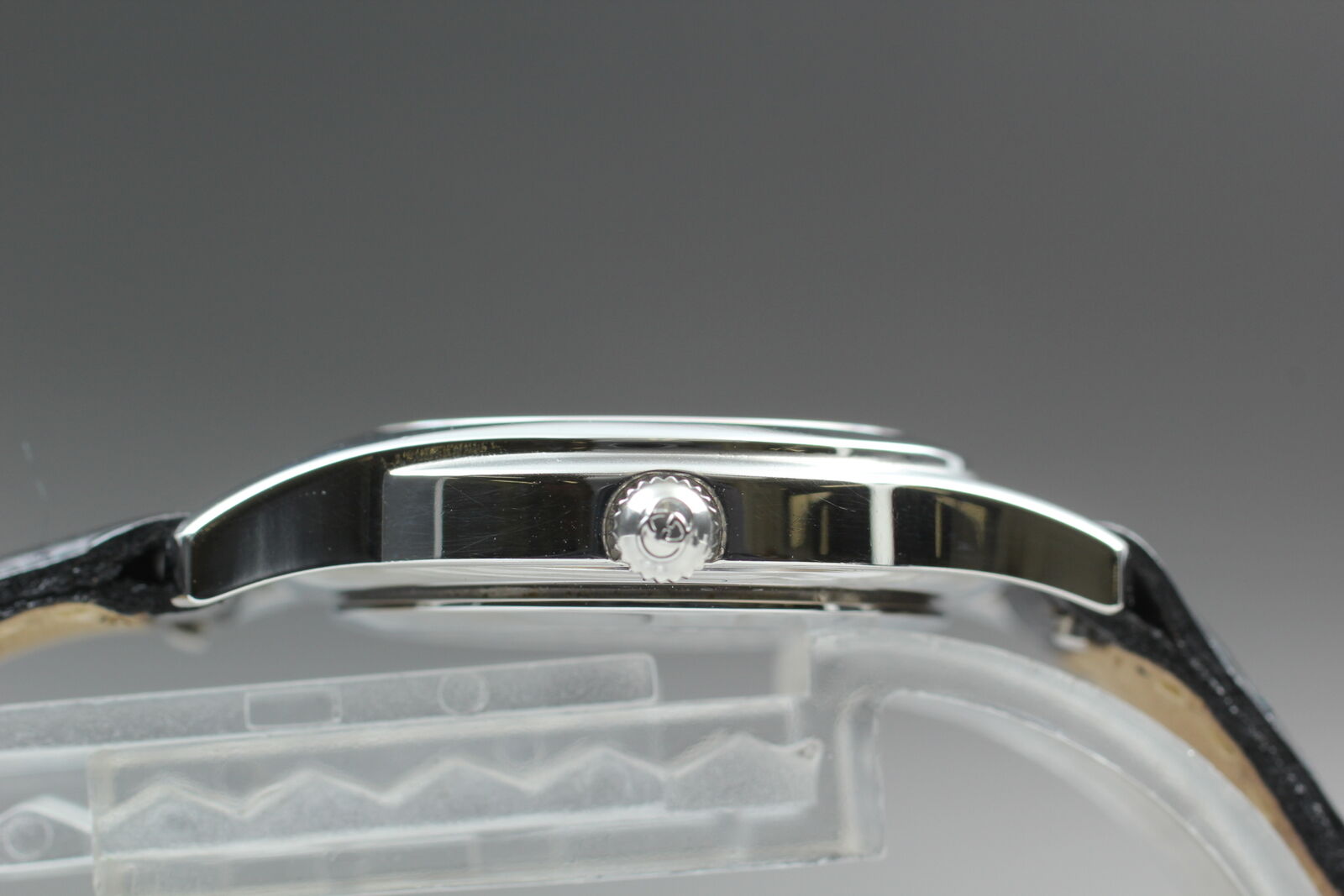 New Battery [Exc+5 Box] Gucci 5500L Silver Women's Quartz Watch Vintage JAPAN