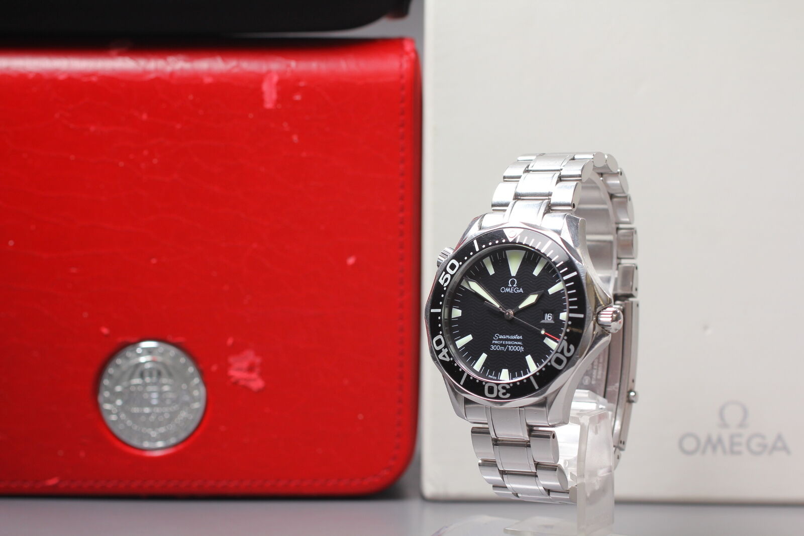 New Battery [Exc+5 Box] Omega Seamaster 2264.50 Black Quartz Men's Watch JAPAN