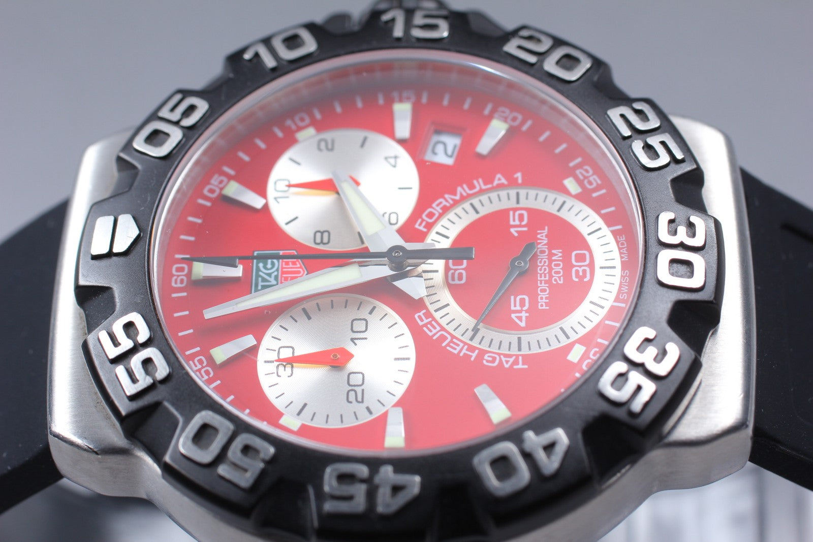 Used TAG Heuer Formula 1 CAH1112 Red Quartz Chronograph Men's Watch 42mm JAPAN