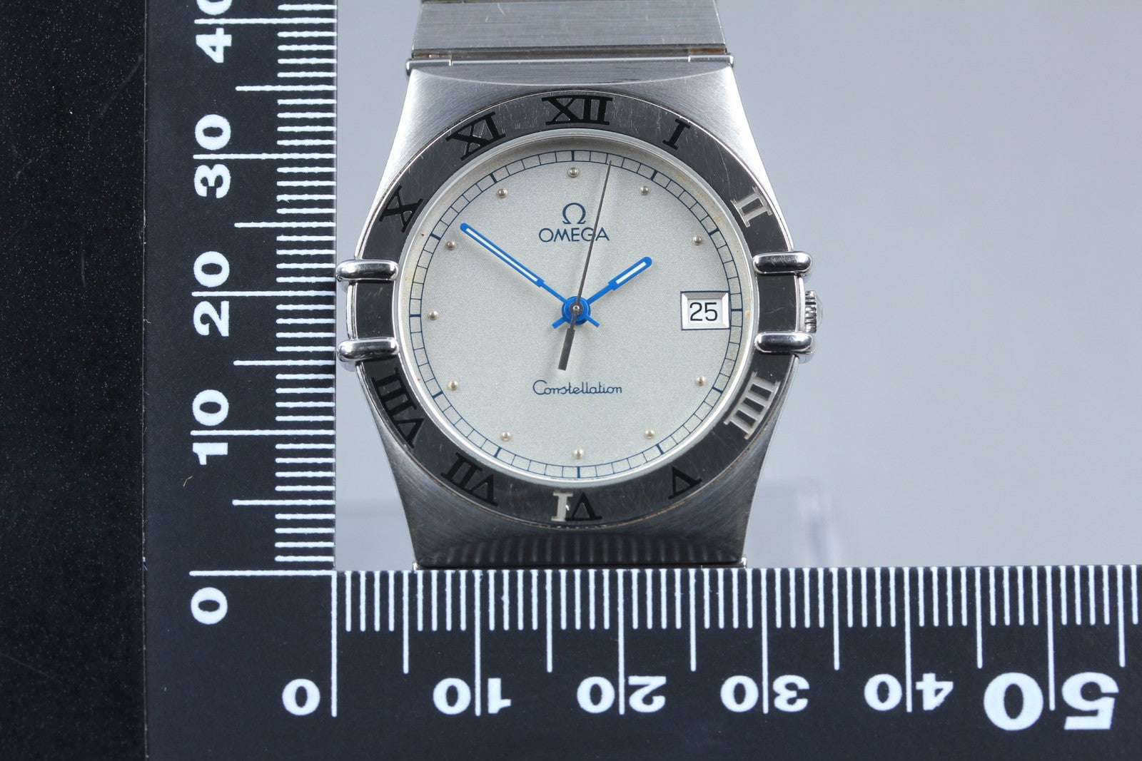 [Exc+5] OMEGA Constellation 396.1070.1 / 396.1080.1 Cal.1438 Quartz Unisex Watch