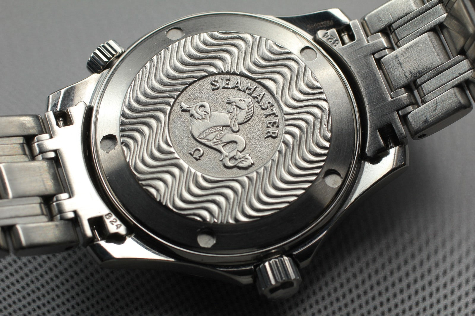 Overhauled [Exc+5 Box] OMEGA Seamaster 2561.80 300M Blue 36mm Men's Watch Quartz