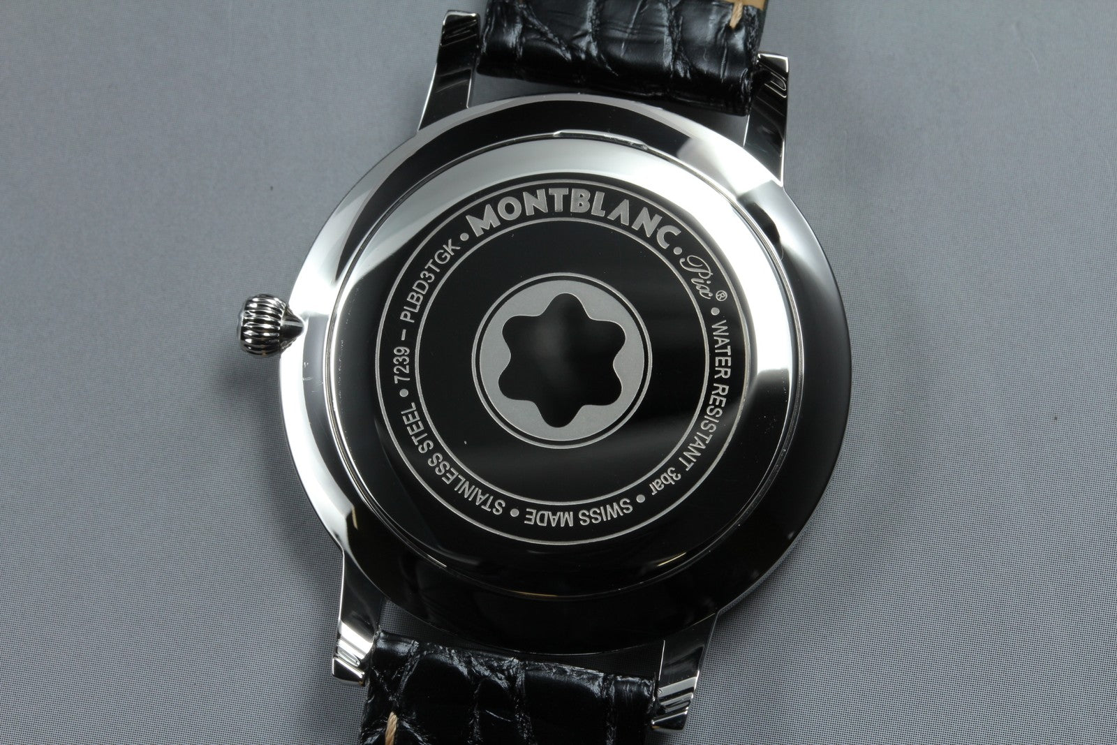 New Batt MONTBLANC Star Classic 7239 Quartz Black Men's Watch 38mm JAPAN Box