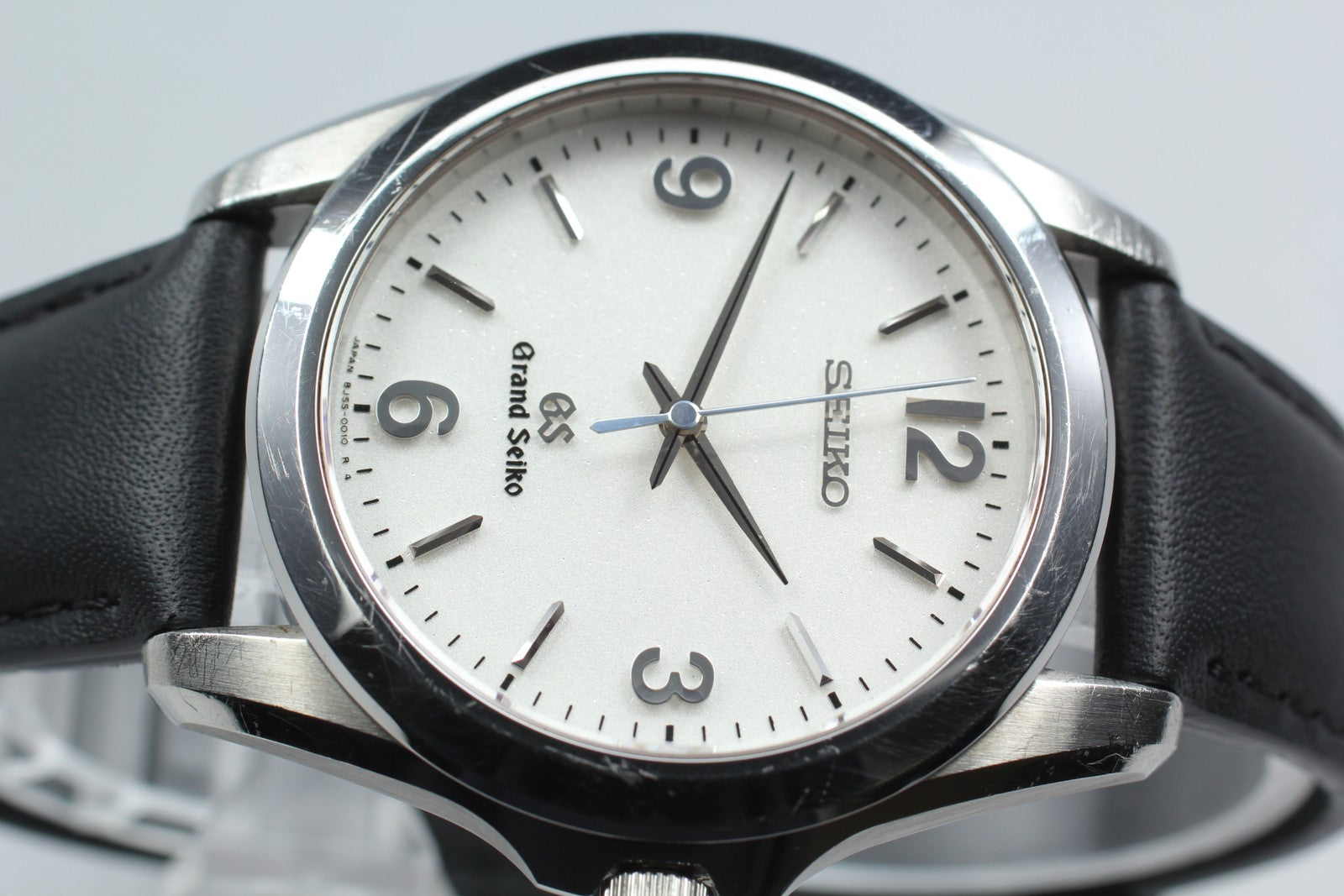 GRAND SEIKO 8J55-0010 SBGF009 GS 35mm White Black Quartz Men's Watch JAPAN