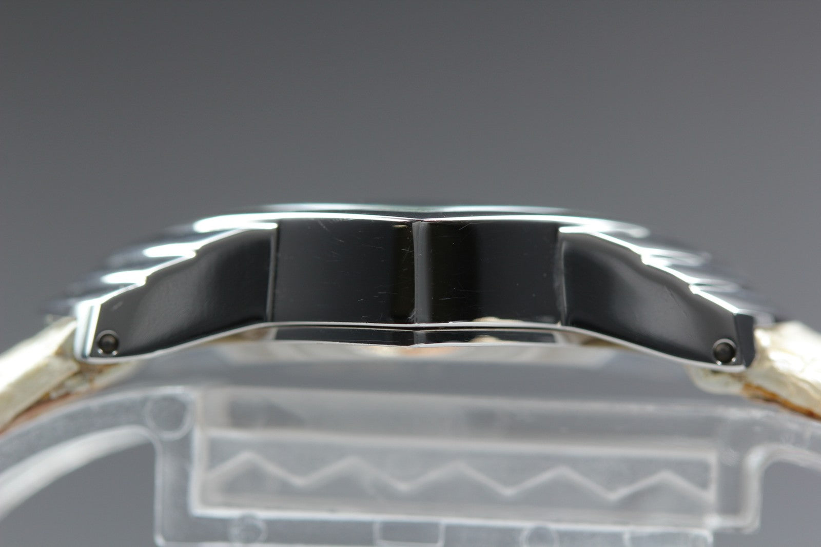 New Batt Hamilton Ventra H242111 Quartz Shell Dial Women's Watch 24mm JAPAN Box