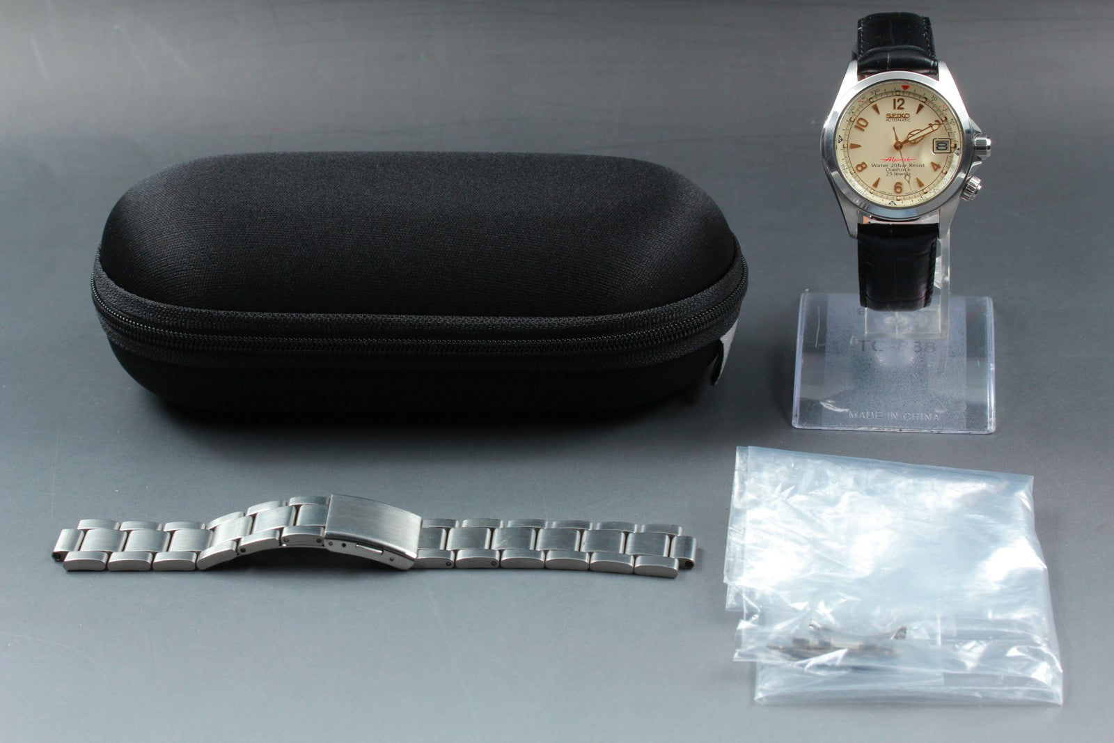 [Exc+5] SEIKO Alpinist 4S15-6000 SCVF007 Cream Dial Automatic Men's JAPAN