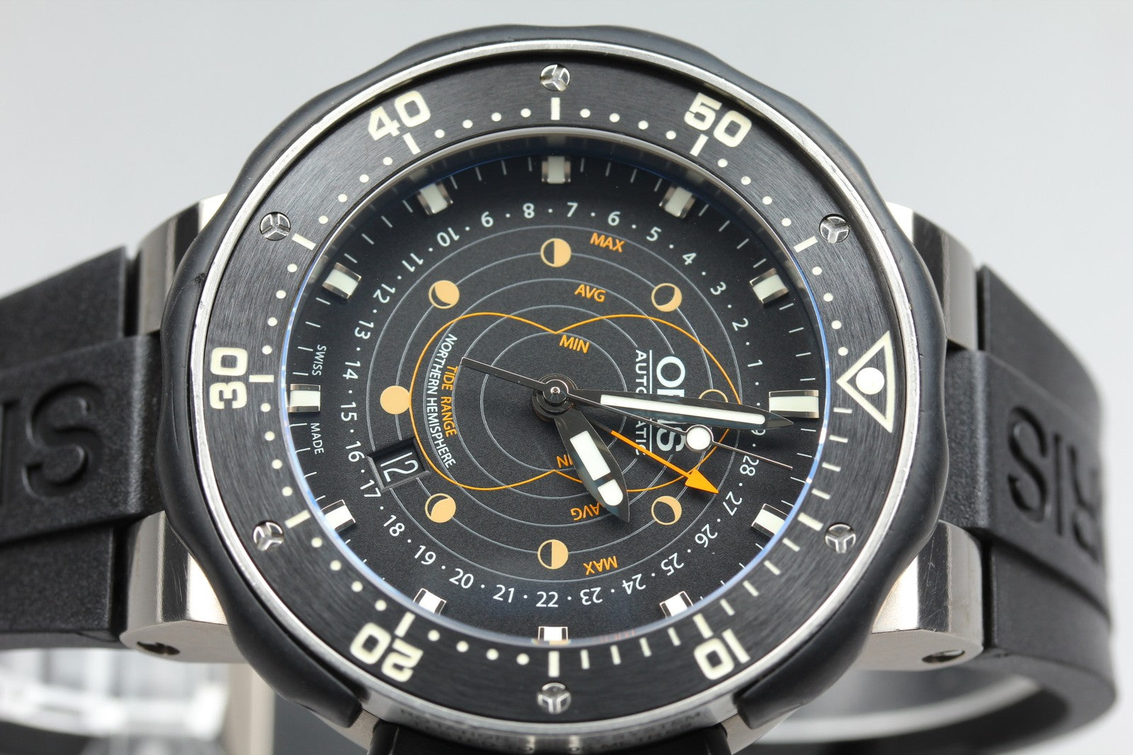 ORIS ProDiver Pointer Moon 7682 Automatic Black Men's Watch 46mm JAPAN