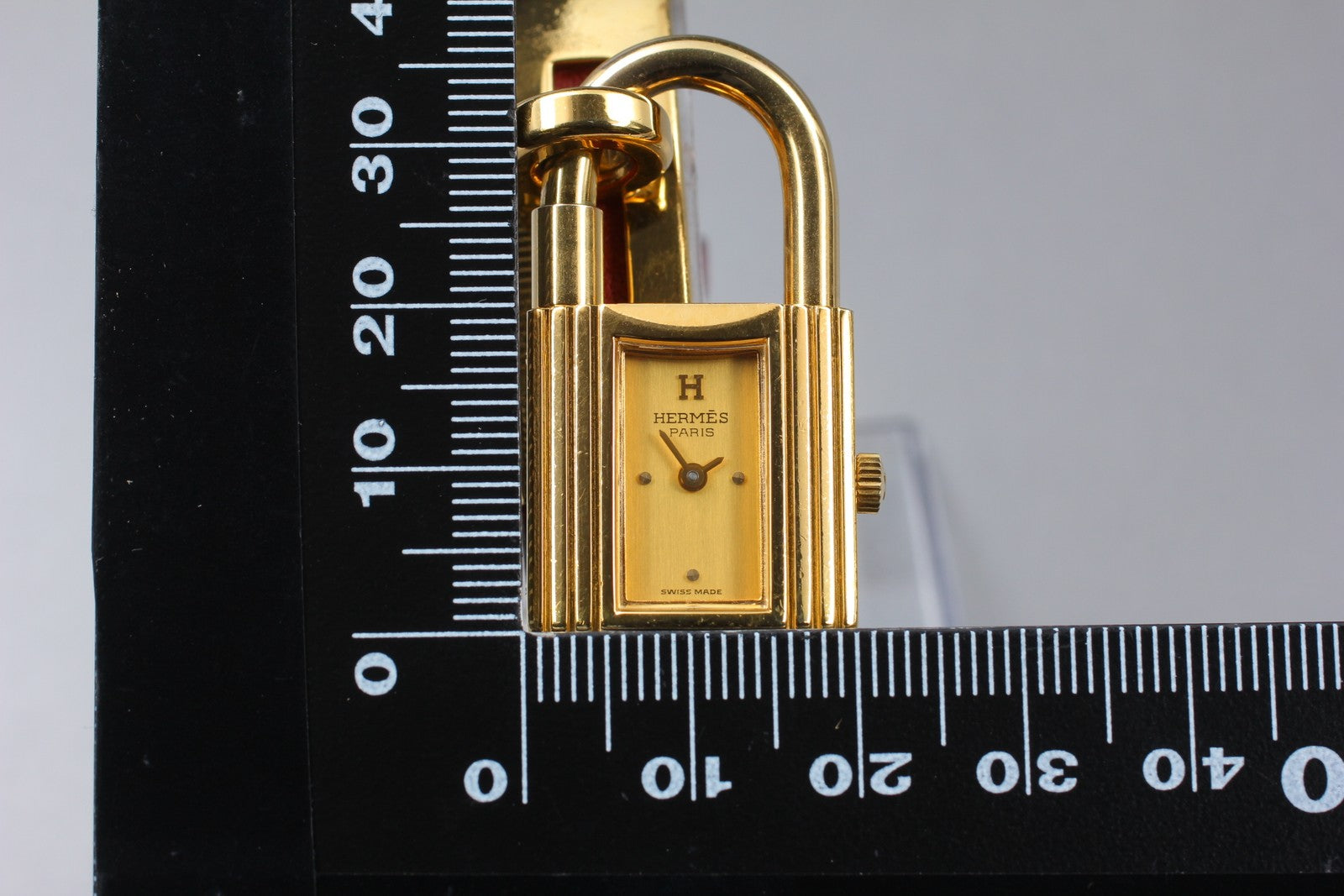 Vintage [Exc+5 Box] HERMES Kelly Watch Gold Red "U" Woman's Quartz Watch JAPAN