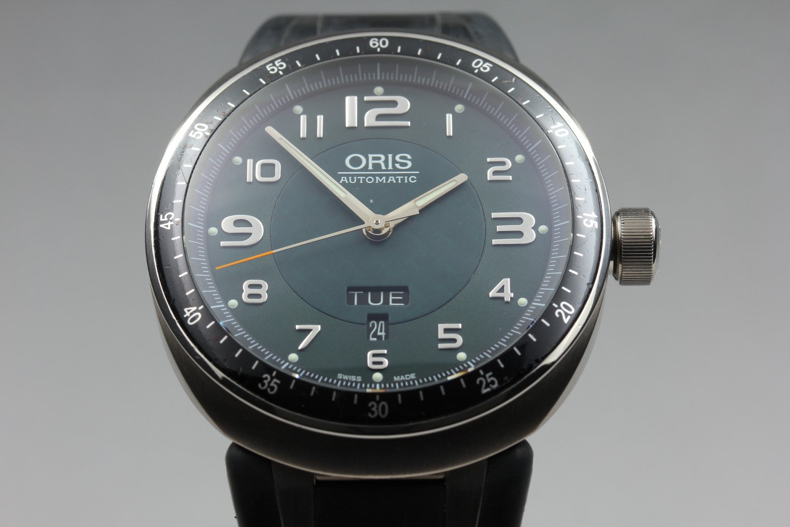 ORIS TT3 7589 Day Date Titanium Green Dial Black 44mm Automatic Men's Watch