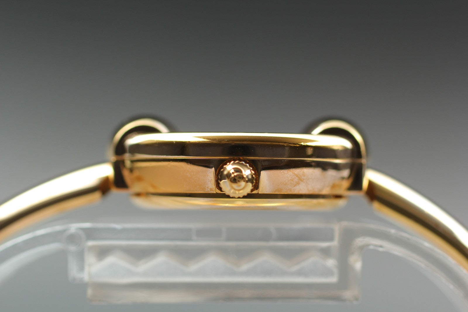 Vintage [Exc+5] GUCCI 1400L Black Dial Gold 25mm Women's Quartz Watch From JAPAN