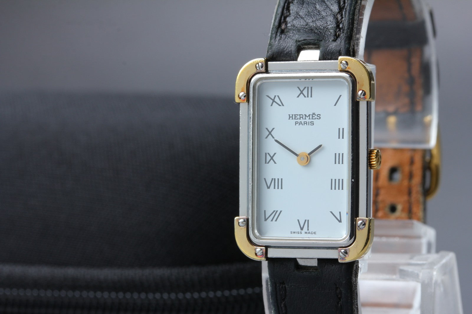 New Batt[Exc+5] HERMES Croisiere CR1.240 White Dial Quartz Women's 18mm JAPAN