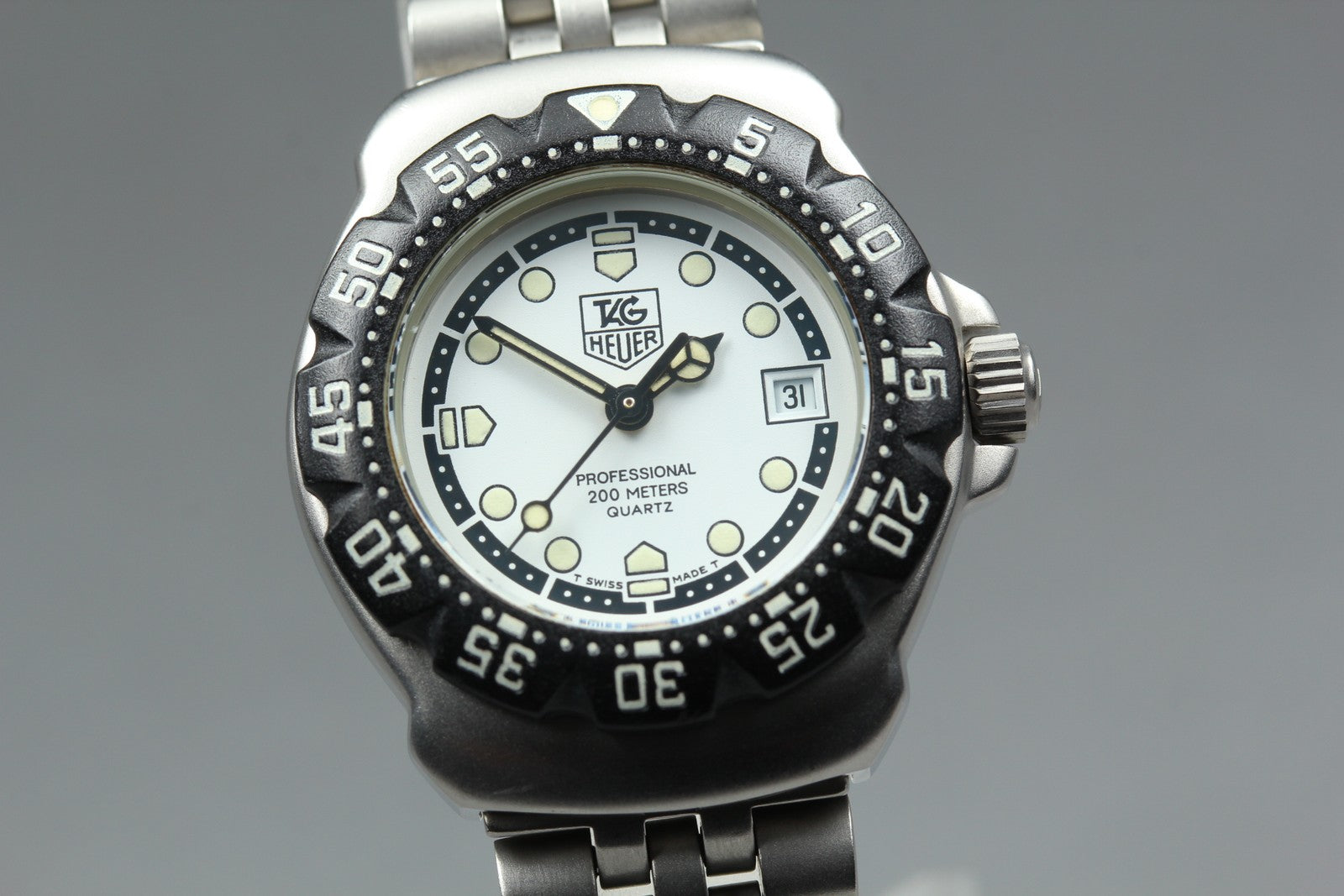 Vintage TAG Heuer Formula 1 WA1418 White Quartz Women's Watch 28mm From JAPAN