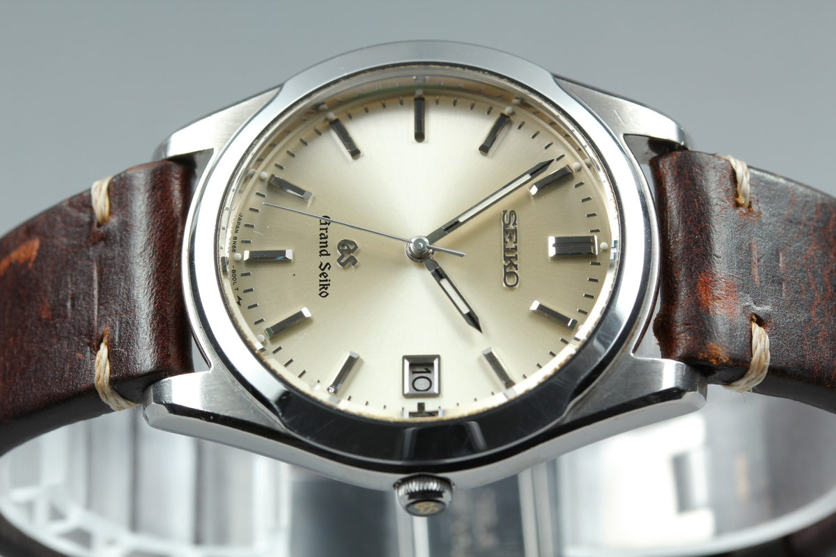 New Batt Vintage SEIKO Grand Seiko 8N65-8000 Quartz Men's Watch 35mm From JAPAN