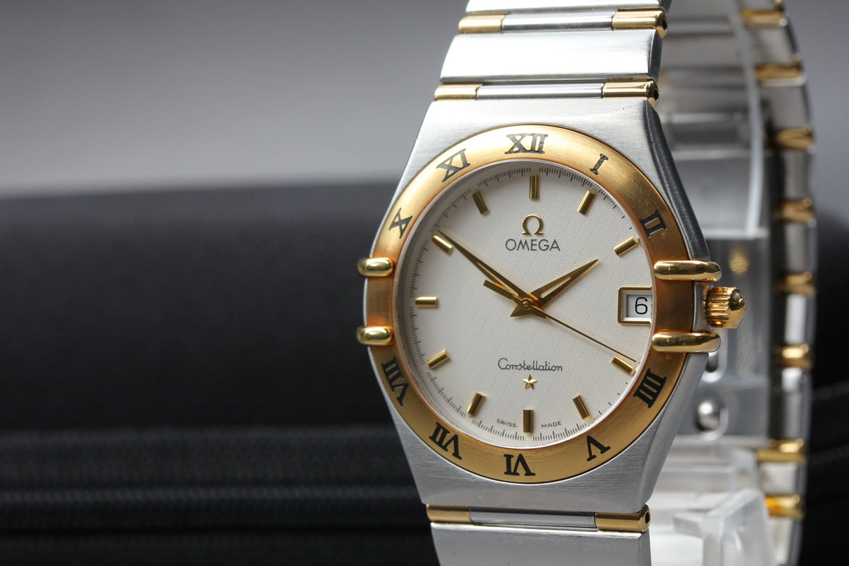 New Batt Vintage OMEGA Constellation 1312.3 Quartz Men's Watch 33mm From JAPAN