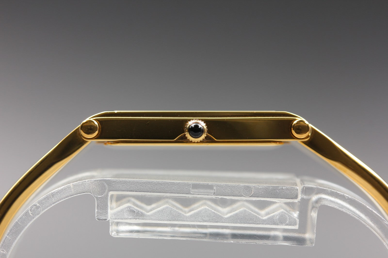 Vintage Gucci 1500L Shell Dial Gold 12mm Bangle Women's Quartz Watch  [w /Box]