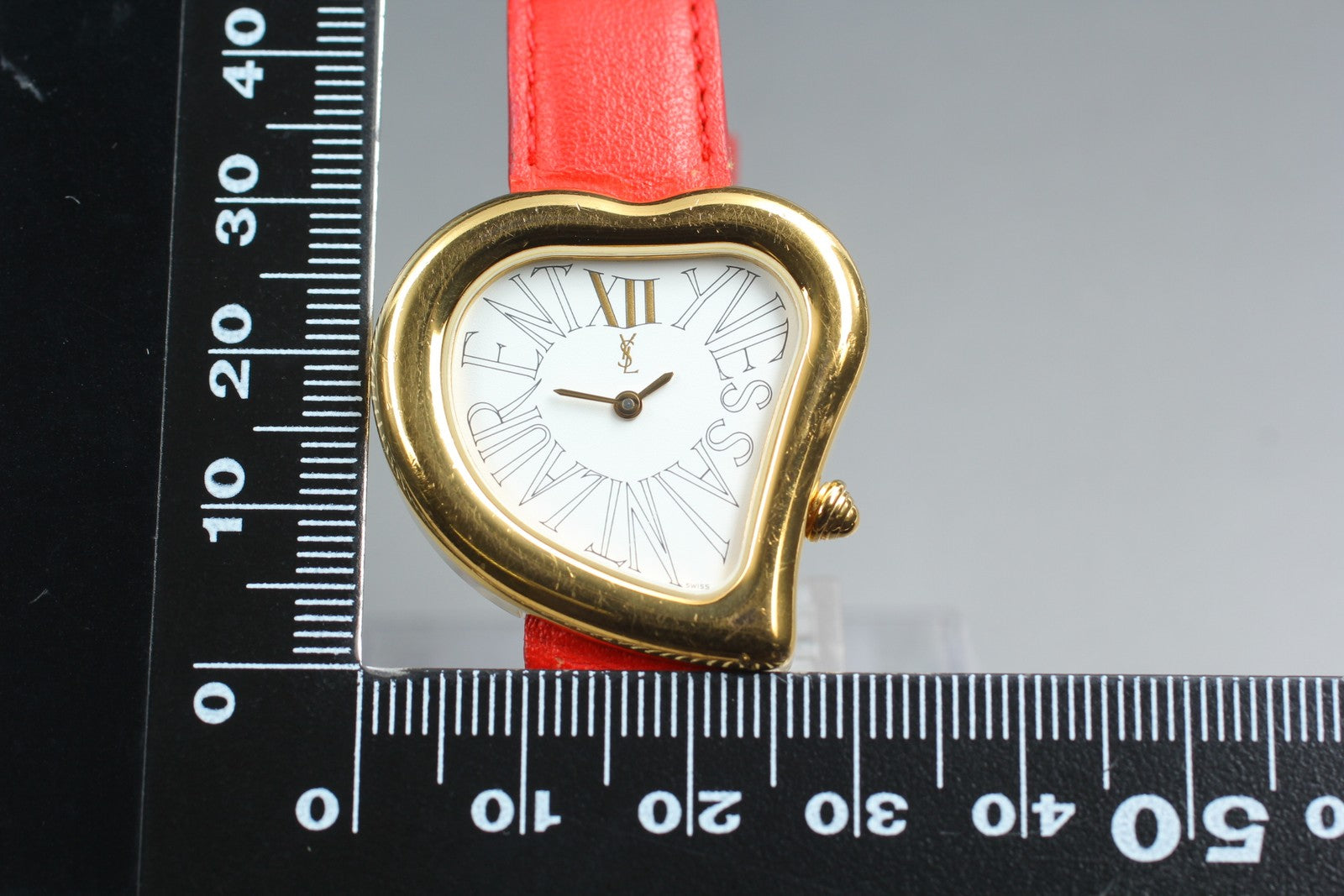 [Exc+5] Yves Saint Laurent Heart Gold Red 30mm Women's Watch Quartz JAPAN
