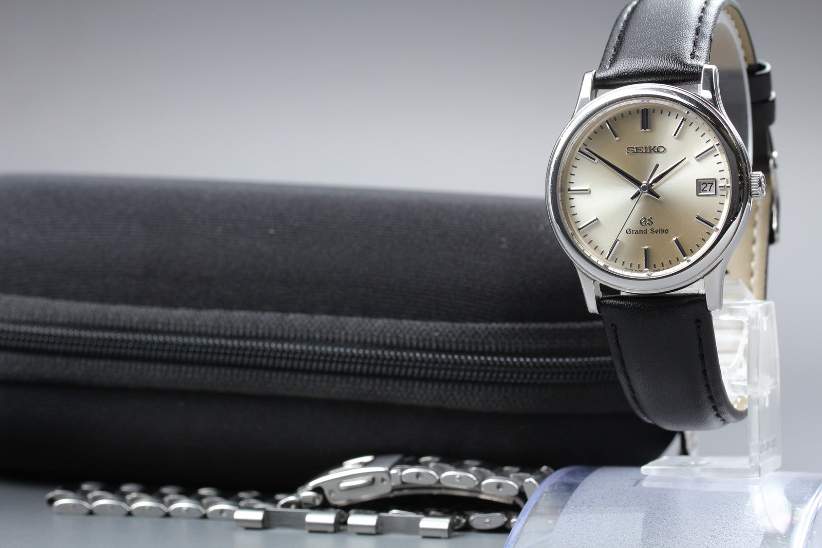 New Batt Vintage SEIKO Grand Seiko 8J56-7000 SBGF013 Quartz Men's Watch 34mm JP