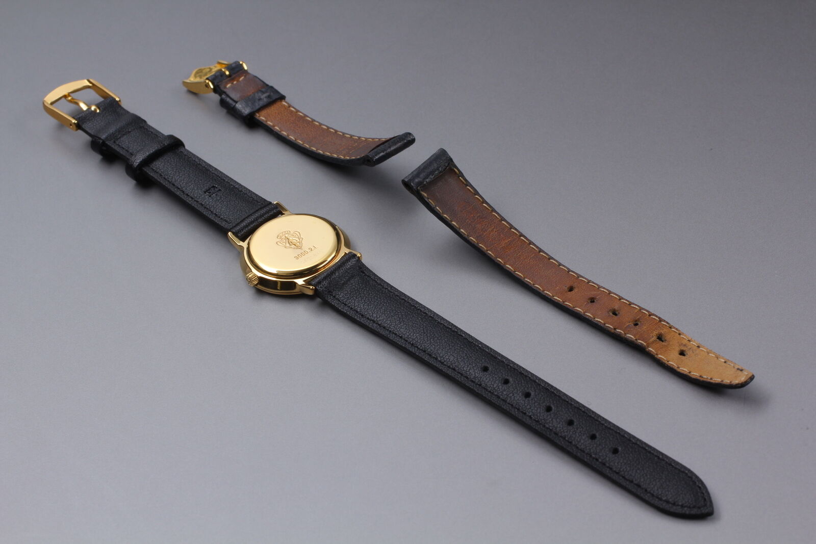 New Battery [Exc+4] Gucci 3000.2.L Black Dial Women's Quartz Watch Vintage JAPAN