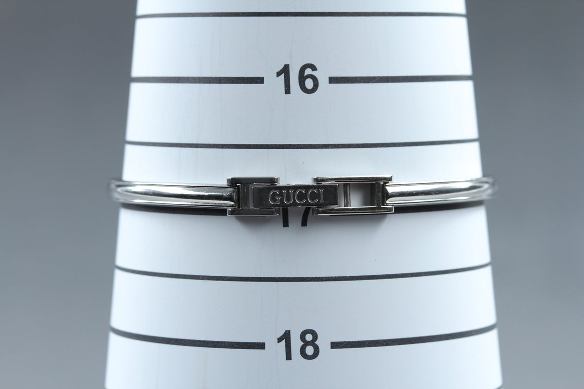 Vintage Gucci Change Bezel 11/12.2L Light Green Bezel Silver Women's Qz Watch
