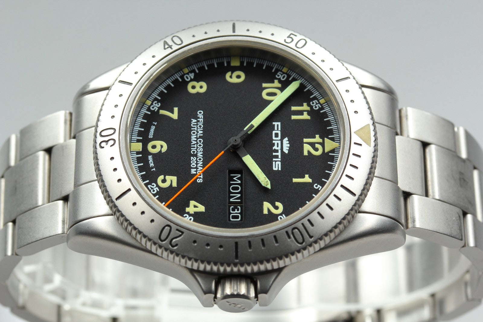 FORTIS Cosmonauts 610.22.158 Automatic Black Day/Date Men's Watch 39mm JP Exc+4