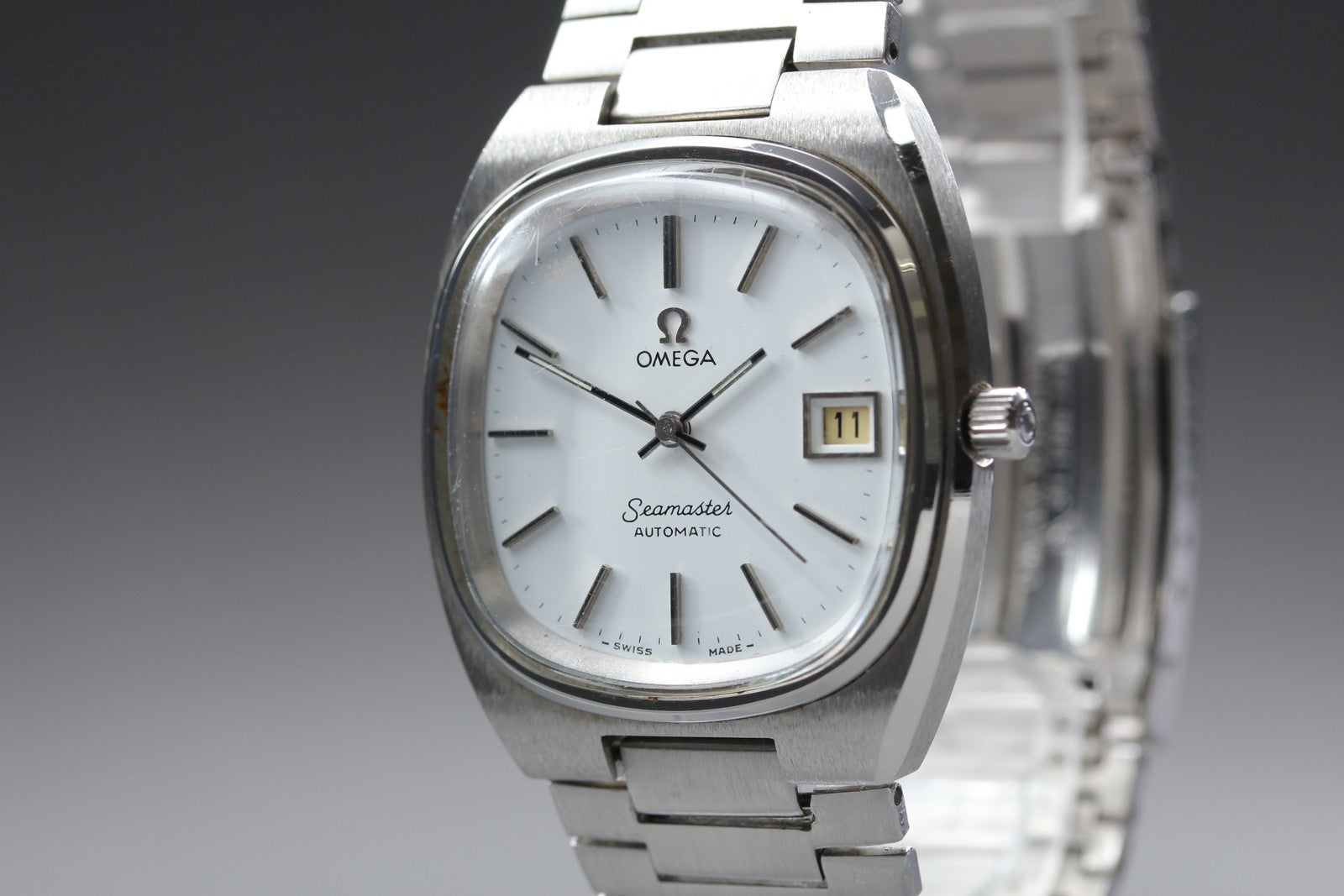 Vintage OMEGA Seamaster 166.0207 Silver Automatic Men's Watch 35mm JAPAN