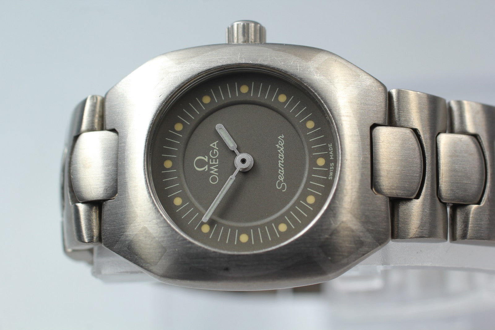 New Batt OMEGA Seamaster Polaris Titanium Cal.1450 Gray Women's Watch 22mm JAPAN